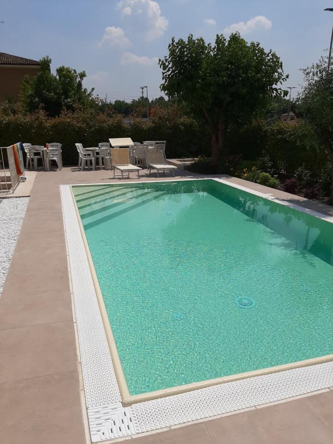 Villa Luisa Rooms And Breakfast Peschiera del Garda Kültér fotó