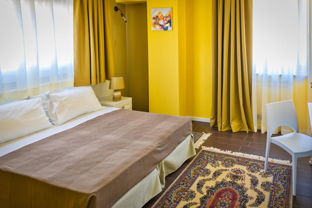 Villa Luisa Rooms And Breakfast Peschiera del Garda Kültér fotó